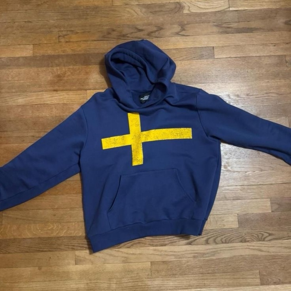 Peace In War Sweeden Hoodie